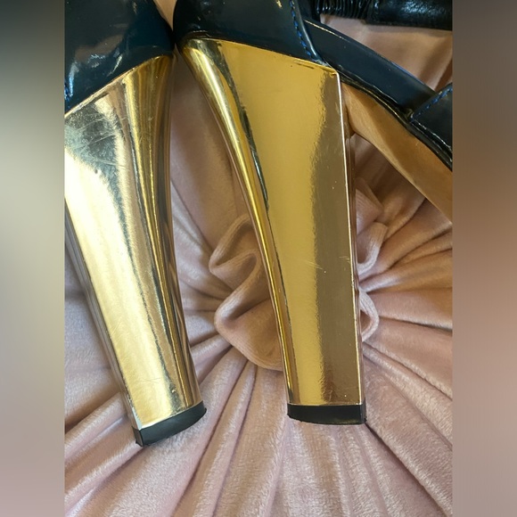 🎀 Made in ITALY Michael Kors Heels Shoes Size 7 M Gorgeous patent leather color - Picture 8 of 12